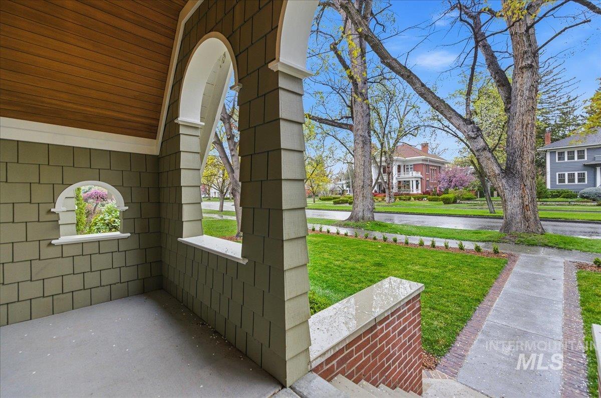 1210 N Harrison Boulevard, Boise, Idaho 83702, 4 Bedrooms, 3.5 Bathrooms, Residential For Sale, Price $1,695,000, 98980860