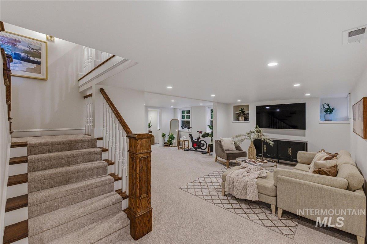 1210 N Harrison Boulevard, Boise, Idaho 83702, 4 Bedrooms, 3.5 Bathrooms, Residential For Sale, Price $1,695,000, 98980860