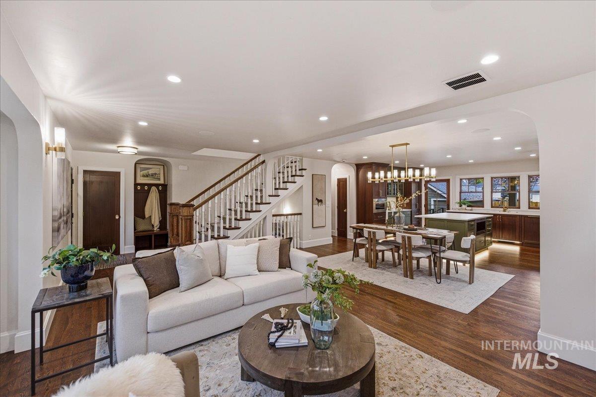 1210 N Harrison Boulevard, Boise, Idaho 83702, 4 Bedrooms, 3.5 Bathrooms, Residential For Sale, Price $1,695,000, 98980860