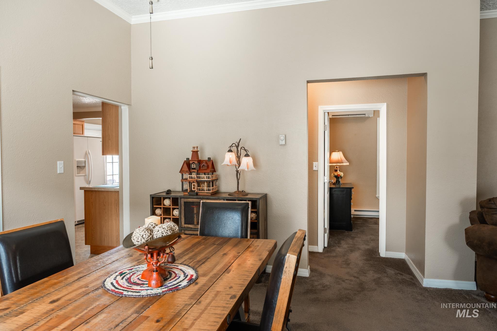 855 SW 3rd St., Ontario, Oregon 97914-0000, 3 Bedrooms, 1 Bathroom, Residential For Sale, Price $225,000, 98980861