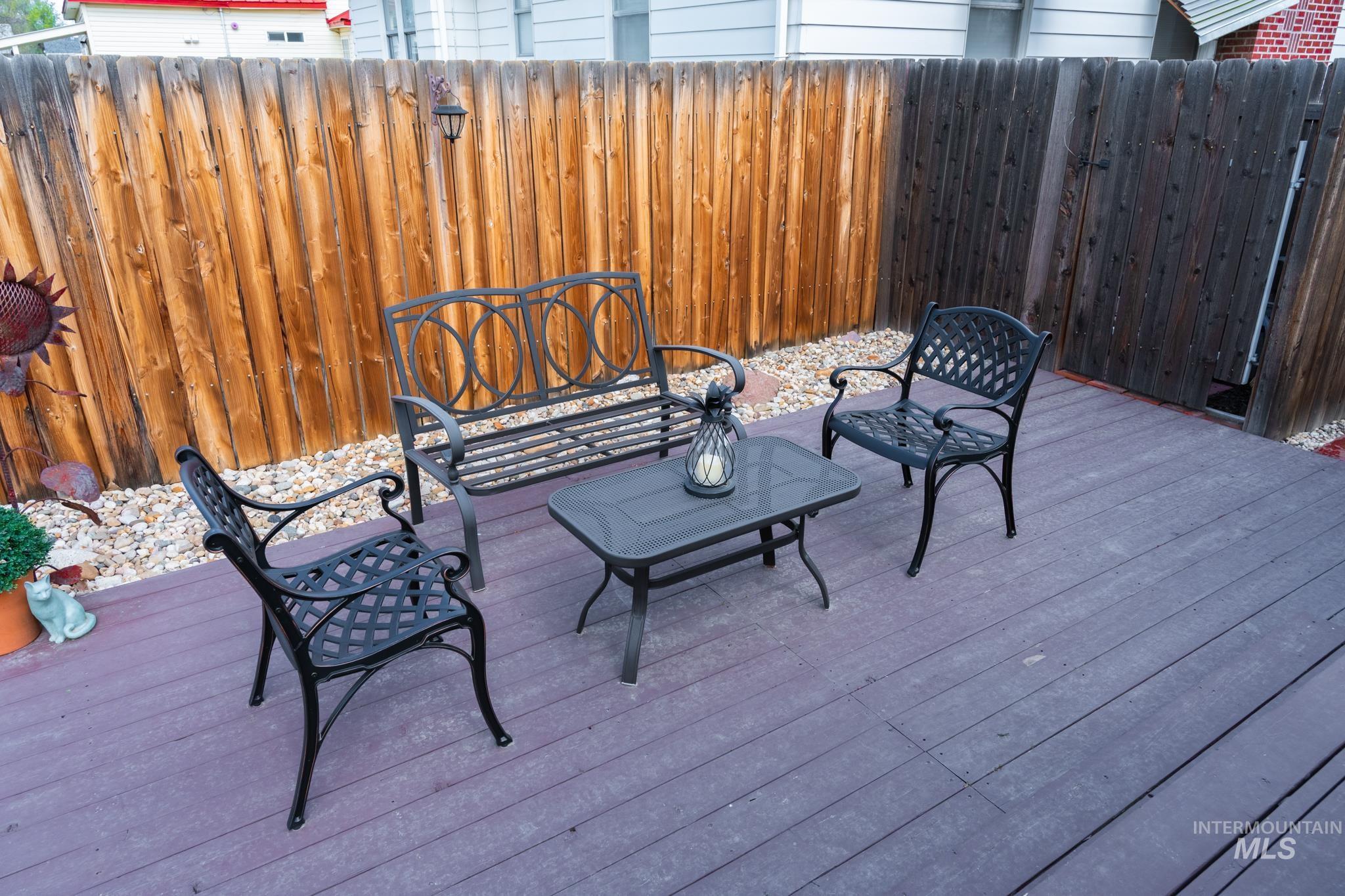 855 SW 3rd St., Ontario, Oregon 97914-0000, 3 Bedrooms, 1 Bathroom, Residential For Sale, Price $225,000, 98980861