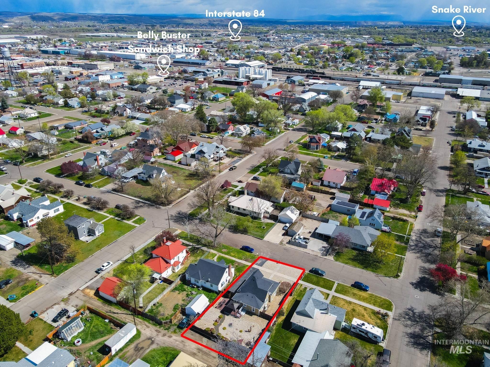 855 SW 3rd St., Ontario, Oregon 97914-0000, 3 Bedrooms, 1 Bathroom, Residential For Sale, Price $225,000, 98980861