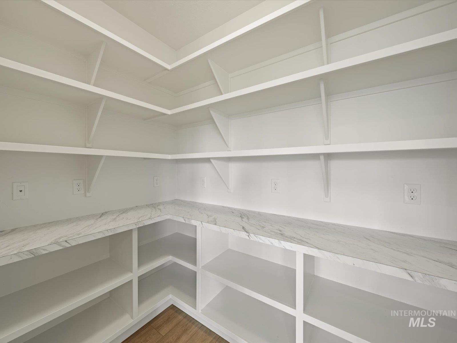 7162 E Osprey Estates Dr, Nampa, Idaho 83686, 4 Bedrooms, 3.5 Bathrooms, Residential For Sale, Price $899,900,MLS 98980866