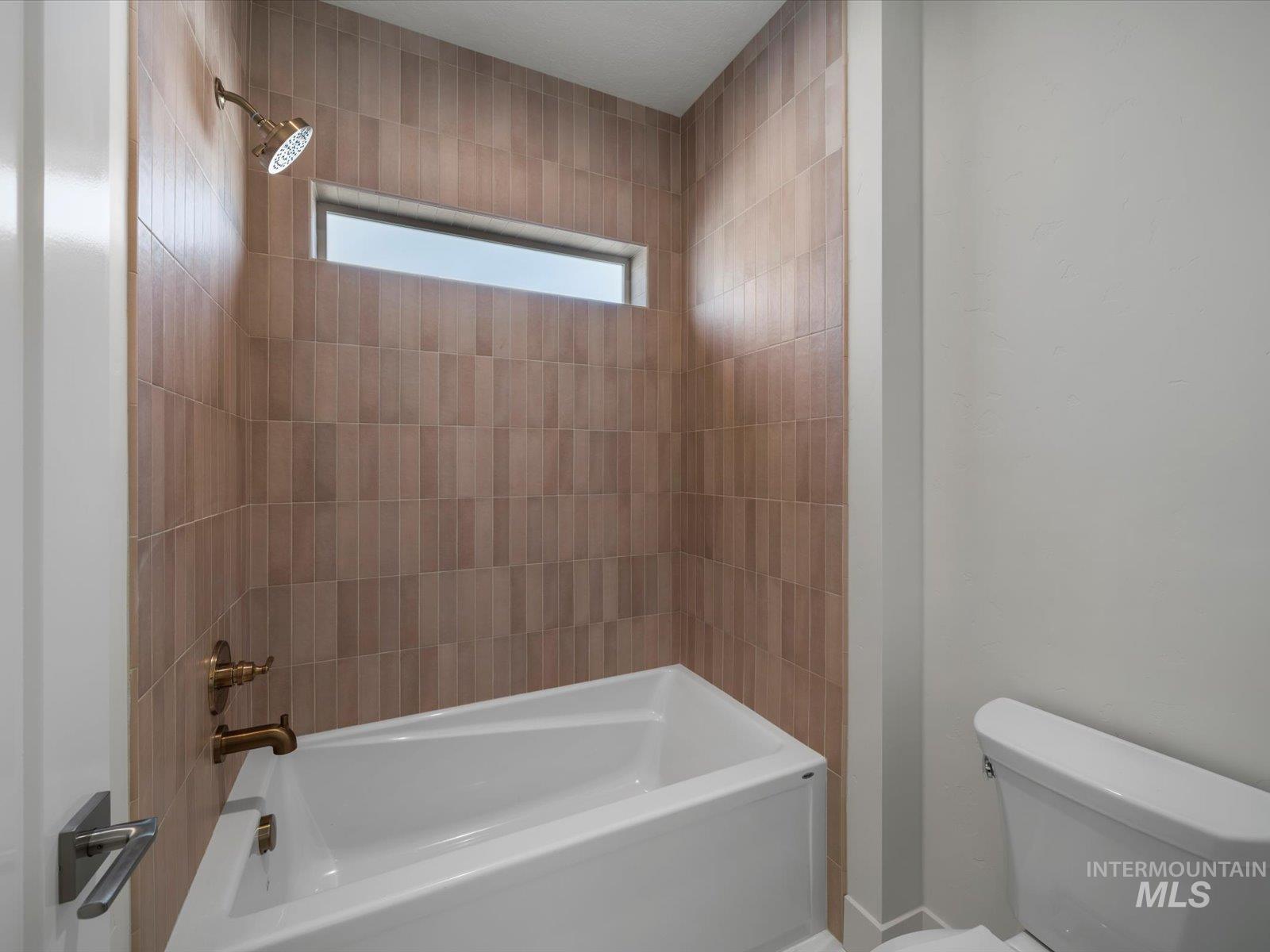 7162 E Osprey Estates Dr, Nampa, Idaho 83686, 4 Bedrooms, 3.5 Bathrooms, Residential For Sale, Price $899,900,MLS 98980866