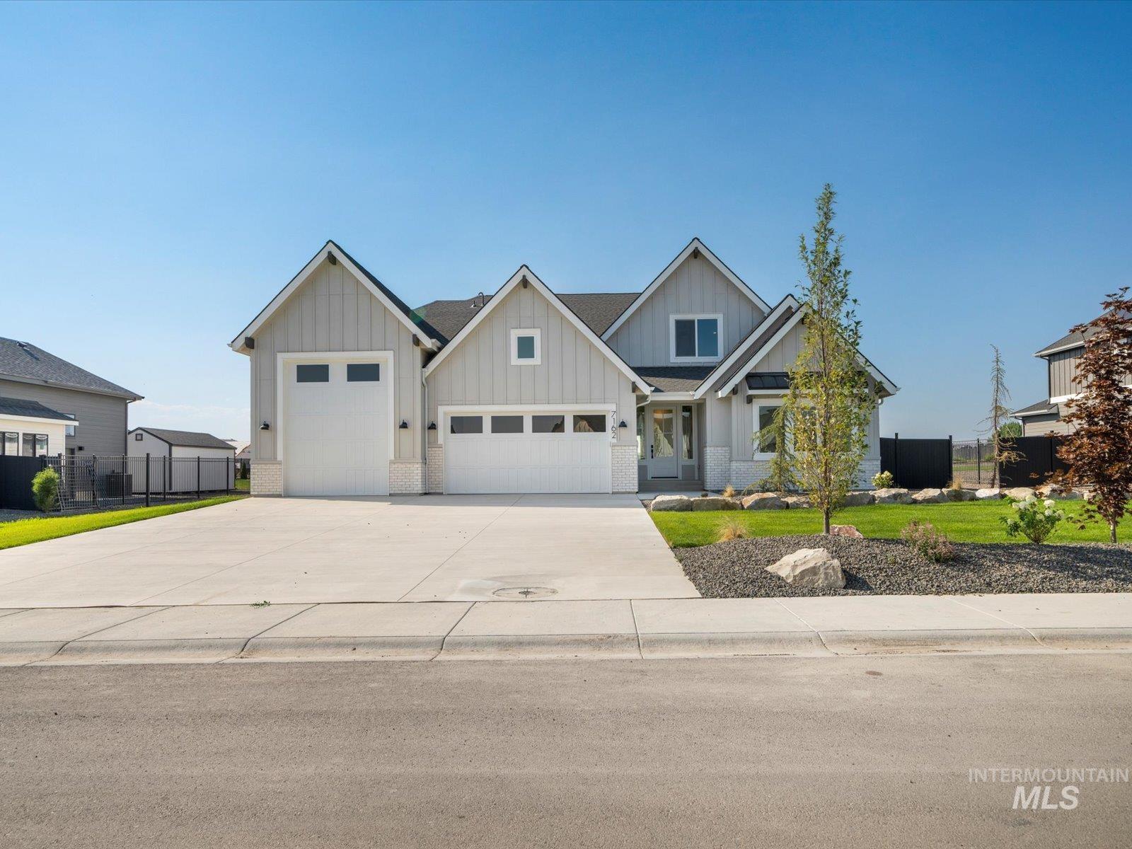 7162 E Osprey Estates Dr, Nampa, Idaho 83686, 4 Bedrooms, 3.5 Bathrooms, Residential For Sale, Price $899,900,MLS 98980866