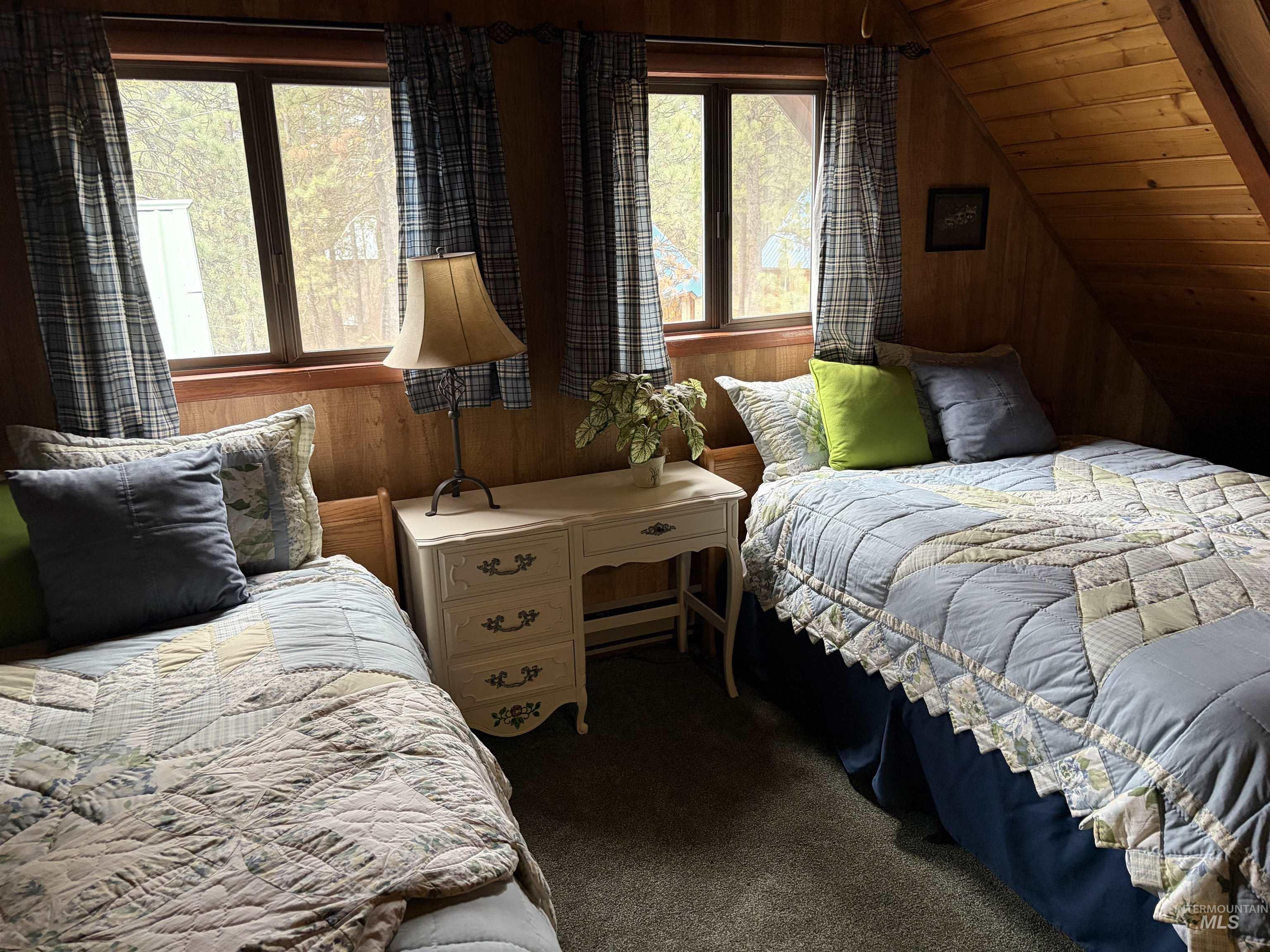 45 Rainbow Ridge, Garden Valley, Idaho 83622, 3 Bedrooms, 3 Bathrooms, Residential For Sale, Price $796,985,MLS 98980873