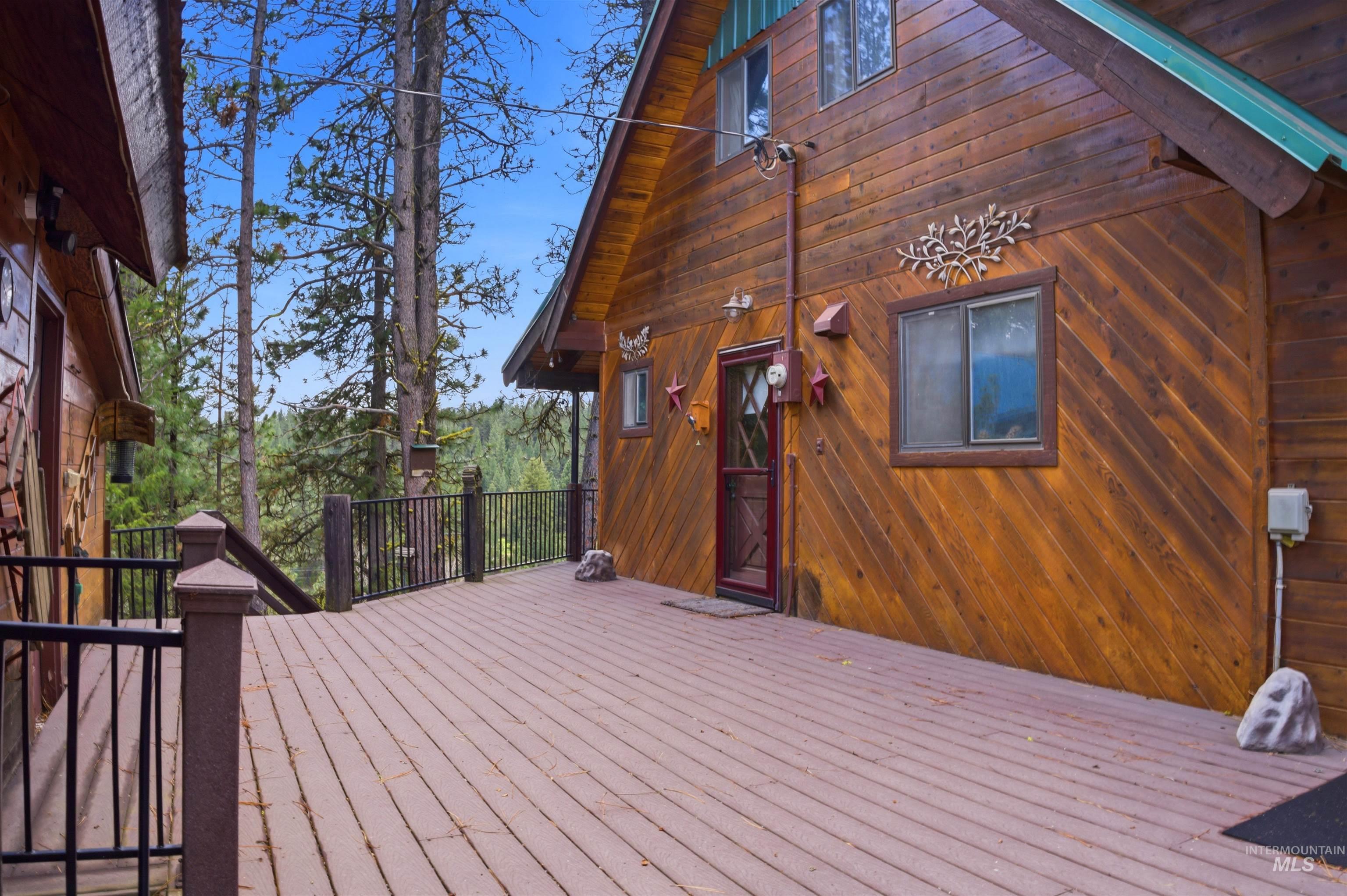 45 Rainbow Ridge, Garden Valley, Idaho 83622, 3 Bedrooms, 3 Bathrooms, Residential For Sale, Price $796,985,MLS 98980873