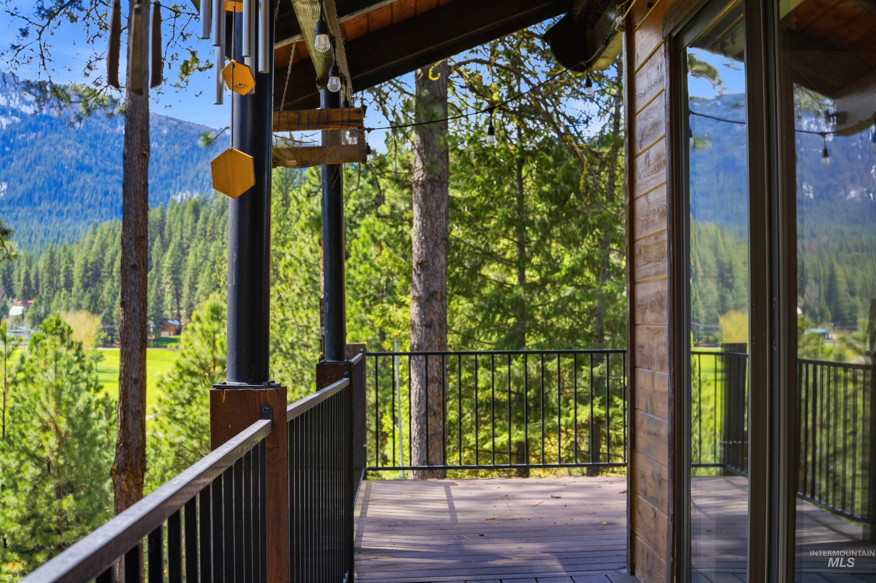 45 Rainbow Ridge, Garden Valley, Idaho 83622, 3 Bedrooms, 3 Bathrooms, Residential For Sale, Price $796,985,MLS 98980873