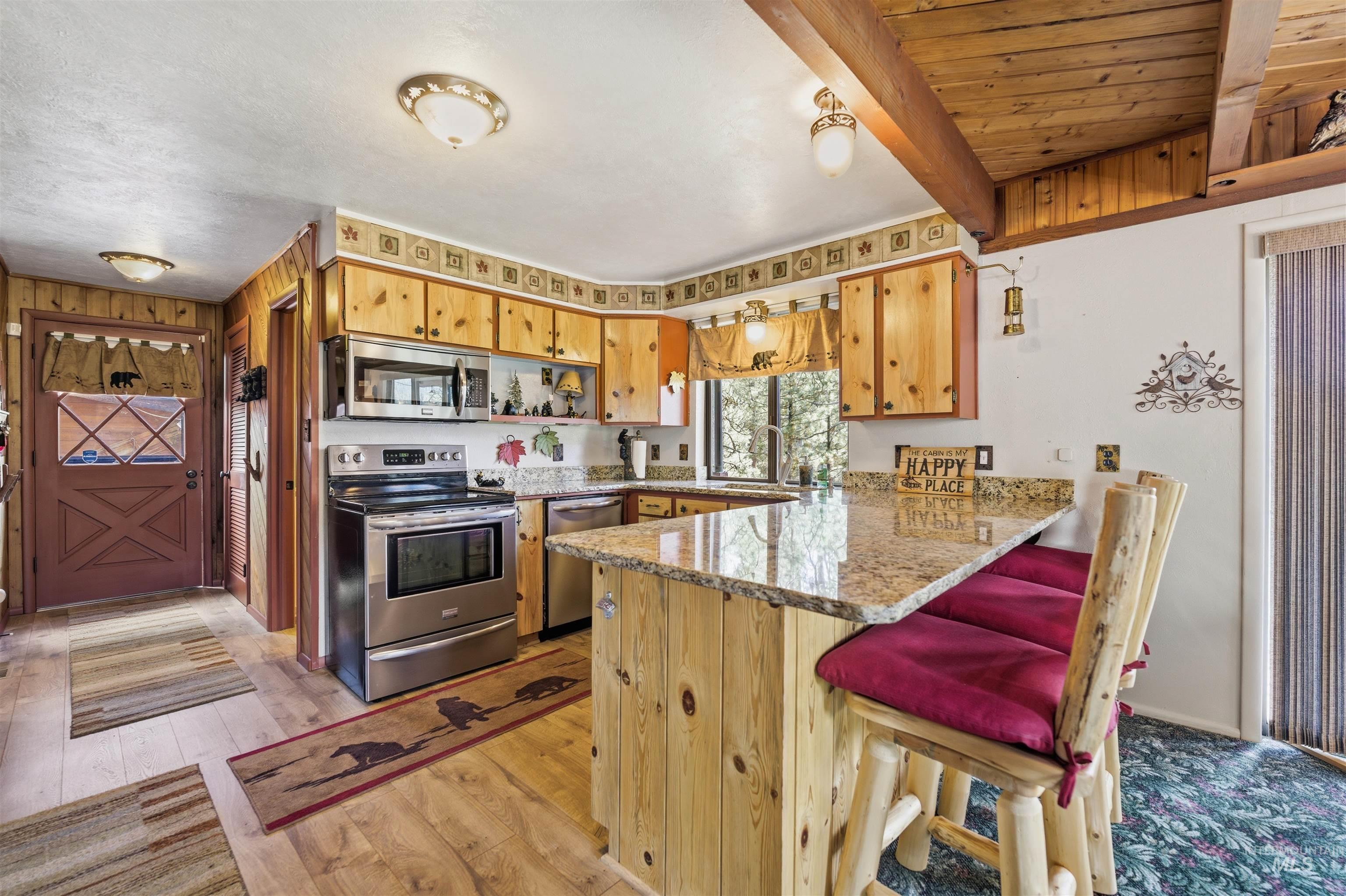 45 Rainbow Ridge, Garden Valley, Idaho 83622, 3 Bedrooms, 3 Bathrooms, Residential For Sale, Price $796,985,MLS 98980873