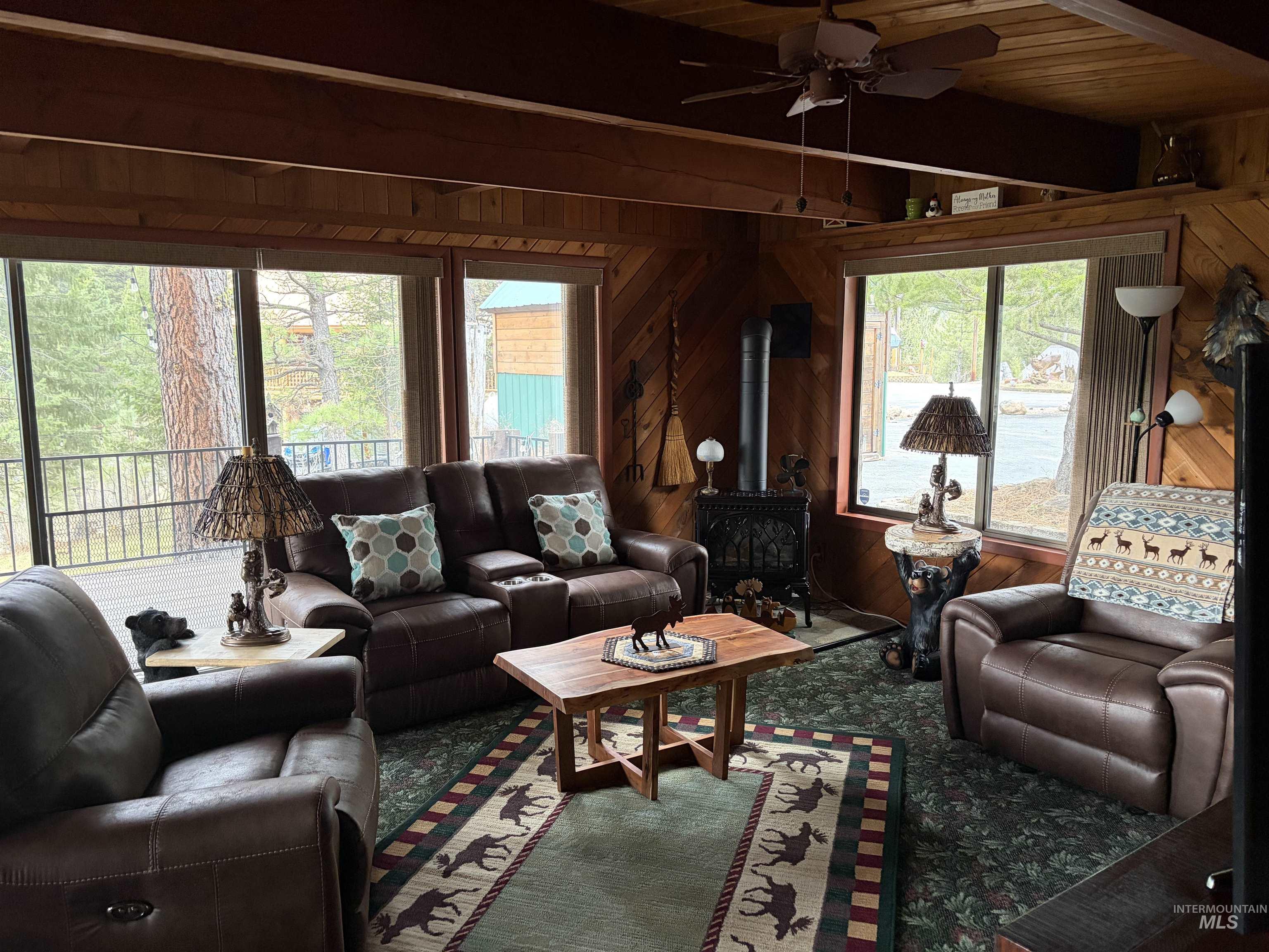 45 Rainbow Ridge, Garden Valley, Idaho 83622, 3 Bedrooms, 3 Bathrooms, Residential For Sale, Price $796,985,MLS 98980873