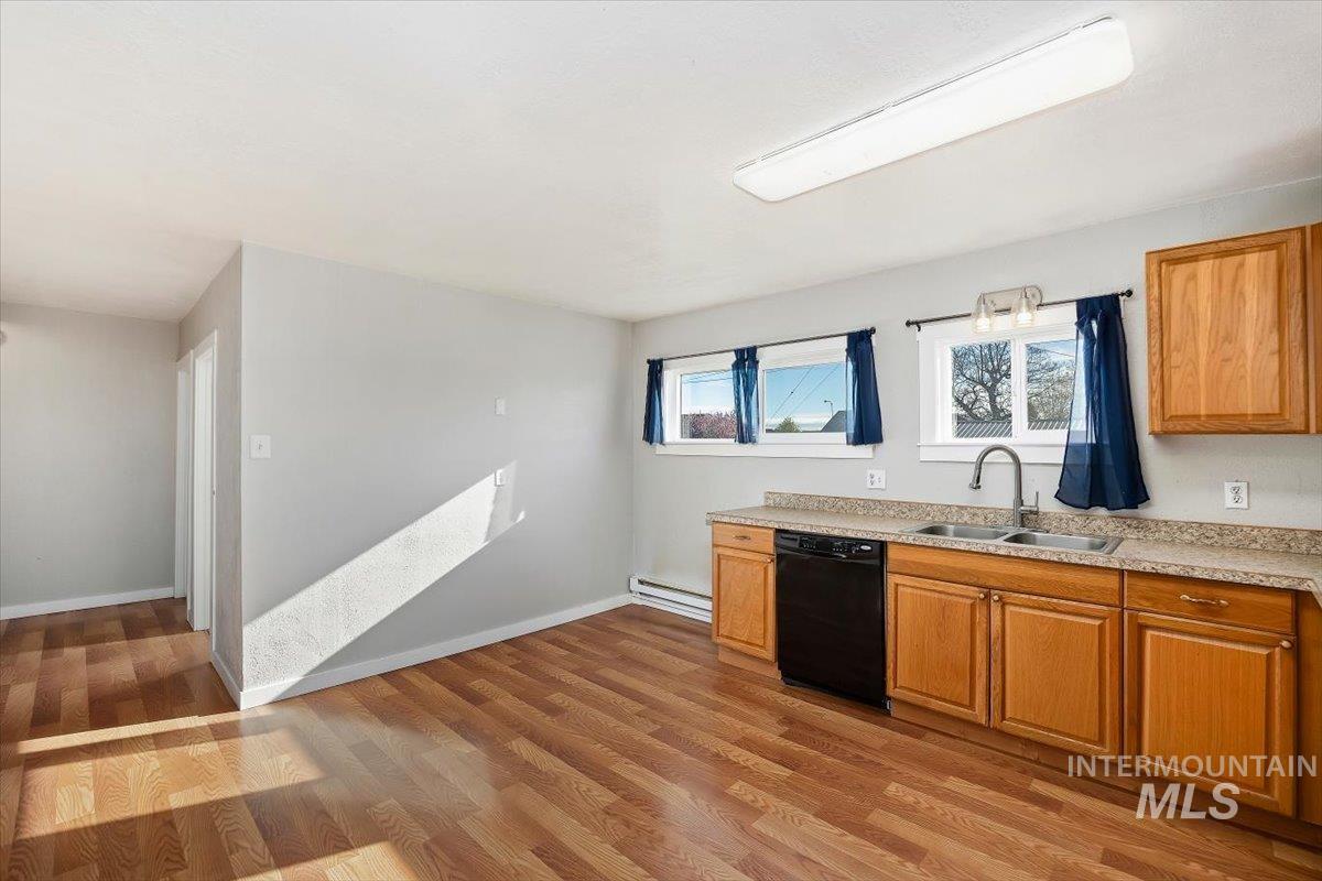 228 Madrona Street, Twin Falls, Idaho 83301, 2 Bedrooms, 1 Bathroom, Residential For Sale, Price $239,500, 98980877