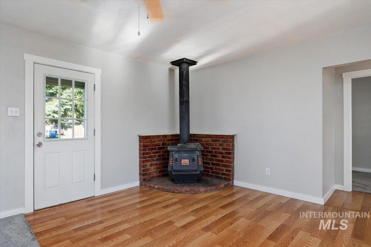 228 Madrona Street, Twin Falls, Idaho 83301, 2 Bedrooms, 1 Bathroom, Residential For Sale, Price $239,500, 98980877