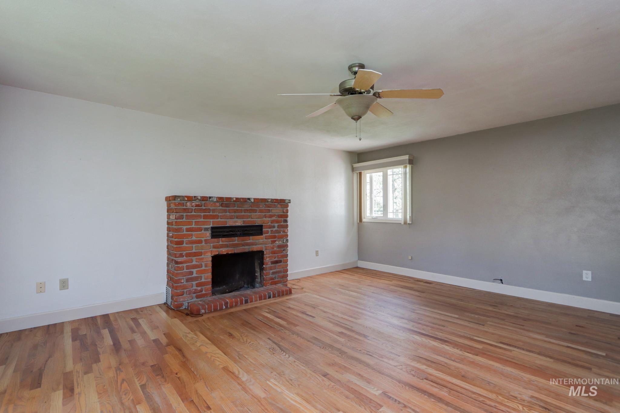 41 N Dorian Dr, Ontario, Oregon 97914, 3 Bedrooms, 2 Bathrooms, Residential For Sale, Price $300,000,MLS 98980880