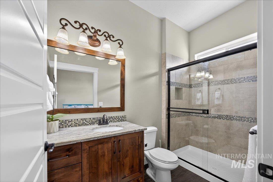 12299 W Pavo St, Star, Idaho 83669, 4 Bedrooms, 3.5 Bathrooms, Residential For Sale, Price $934,900,MLS 98980881