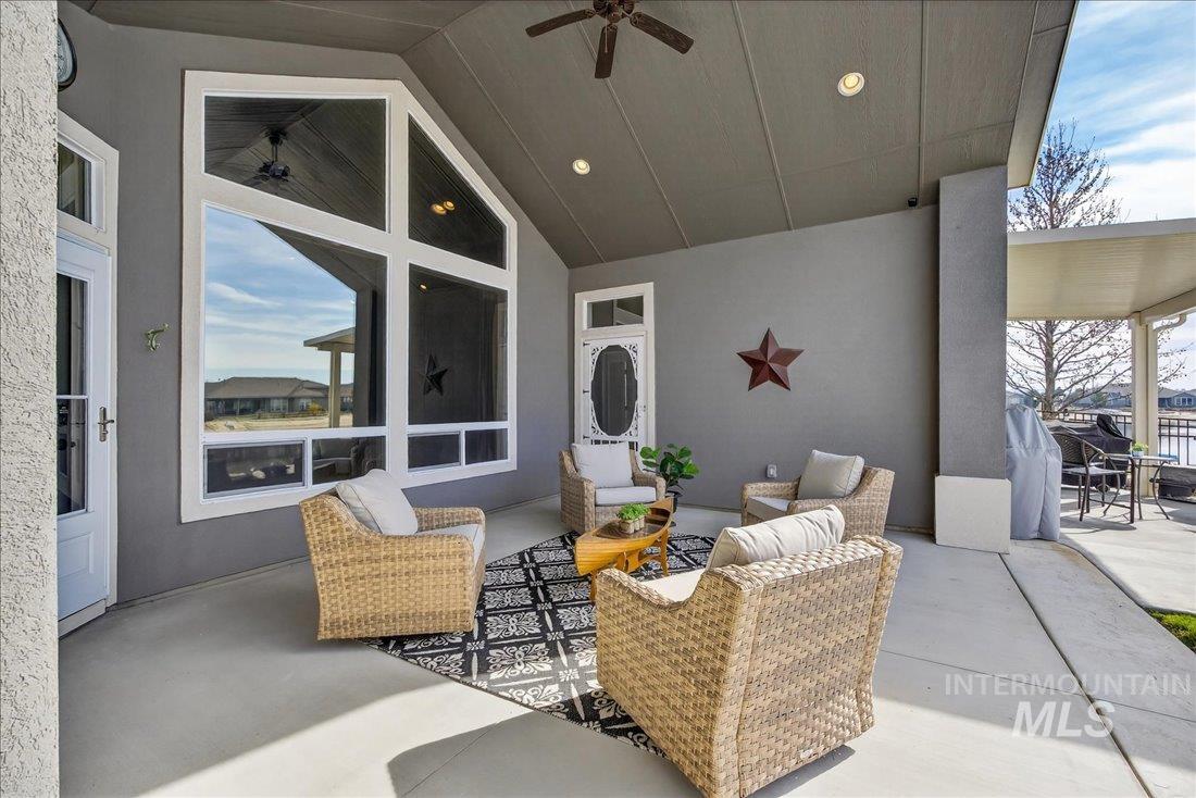 12299 W Pavo St, Star, Idaho 83669, 4 Bedrooms, 3.5 Bathrooms, Residential For Sale, Price $934,900,MLS 98980881