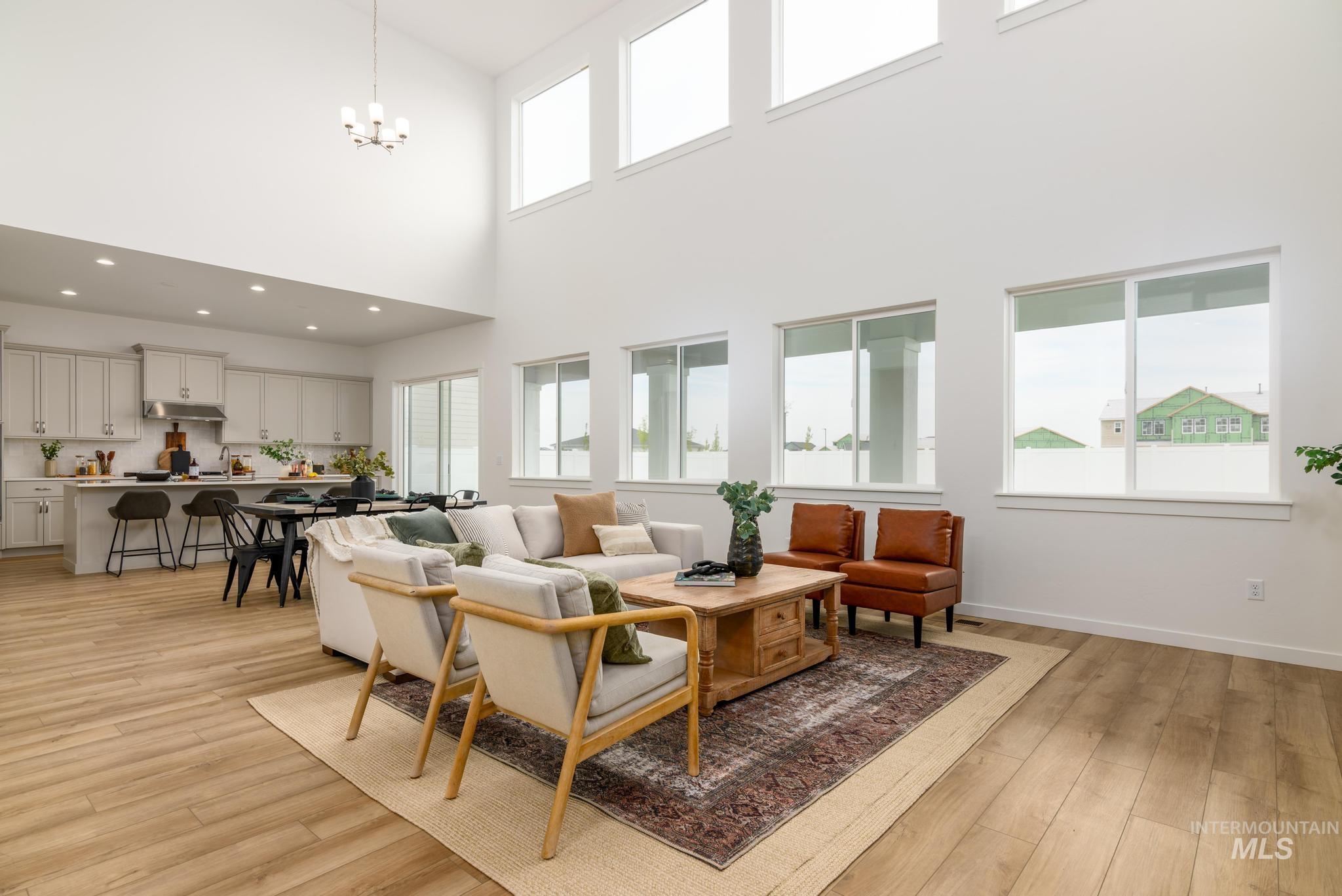 923 W Hammer Falls Dr, Meridian, Idaho 83642, 5 Bedrooms, 4.5 Bathrooms, Residential For Sale, Price $760,000,MLS 98980883