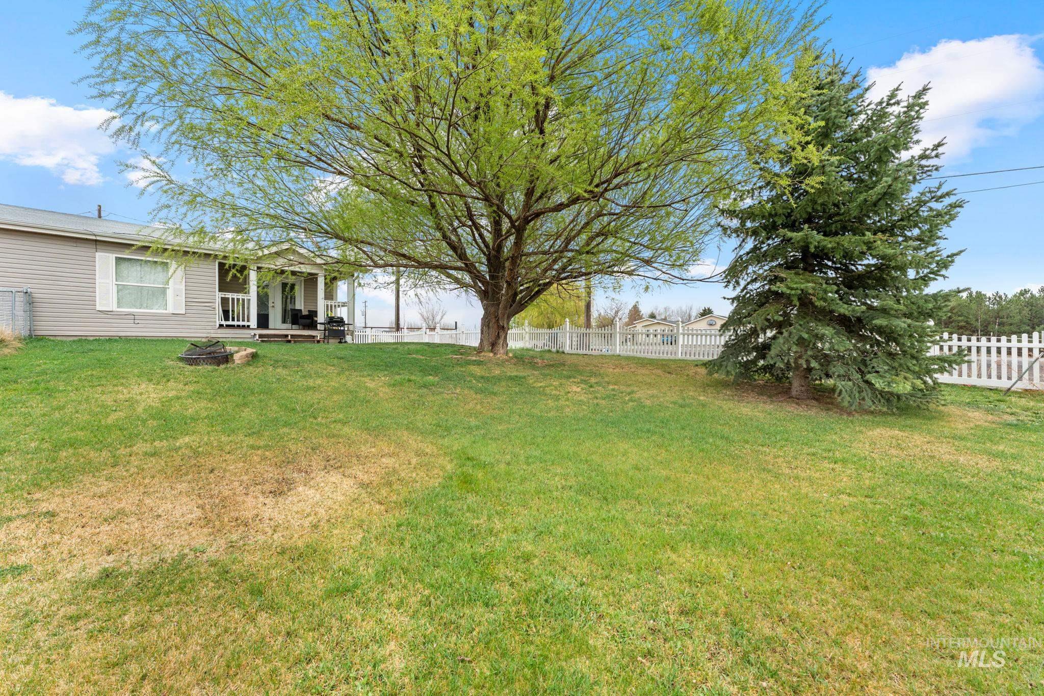 508 Silver Beach Drive, Jerome, Idaho 83338, 4 Bedrooms, 2 Bathrooms, Residential For Sale, Price $450,000,MLS 98980885