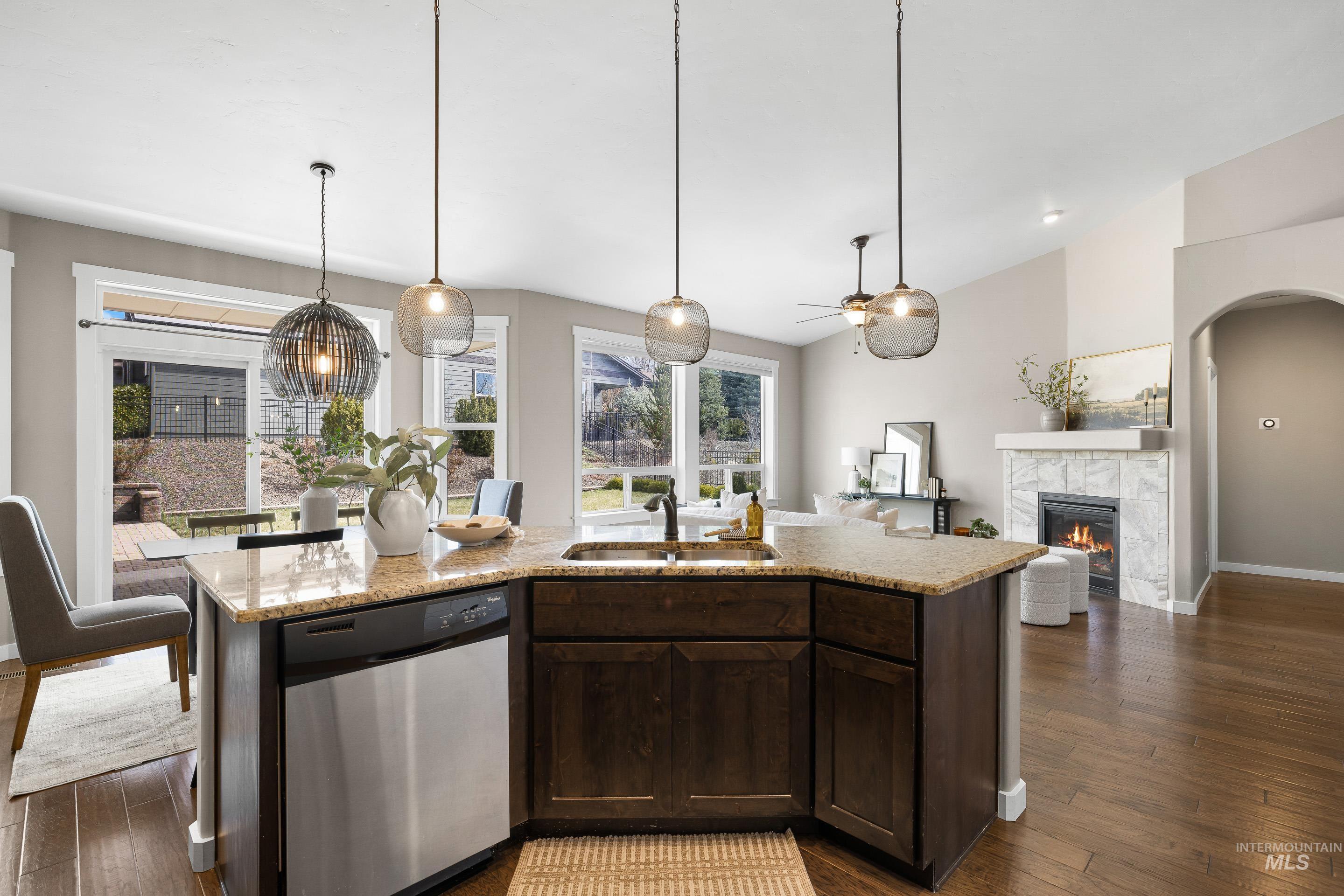 5898 W Galloway St, Boise, Idaho 83714, 3 Bedrooms, 2 Bathrooms, Residential For Sale, Price $525,000,MLS 98980888