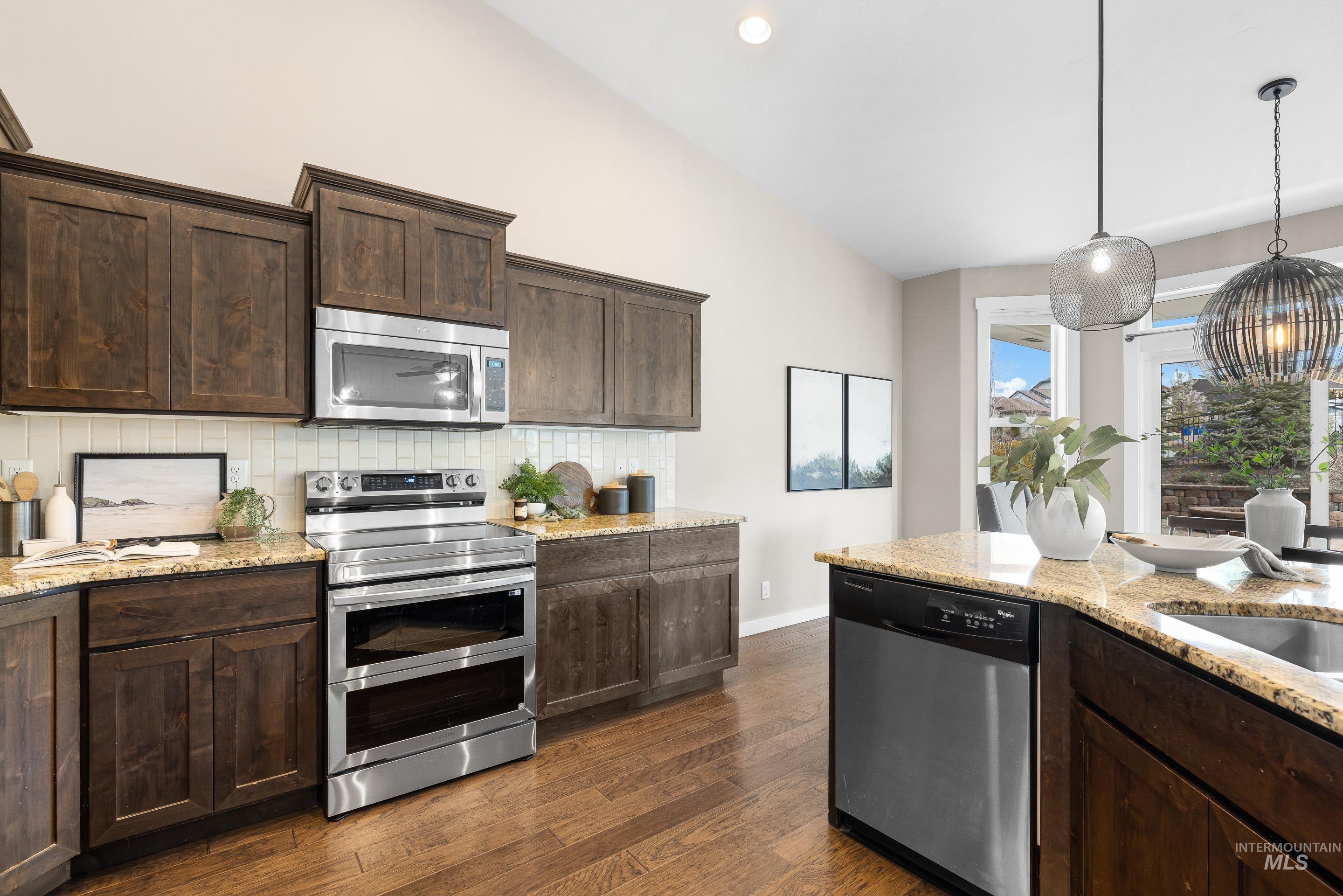 5898 W Galloway St, Boise, Idaho 83714, 3 Bedrooms, 2 Bathrooms, Residential For Sale, Price $525,000,MLS 98980888