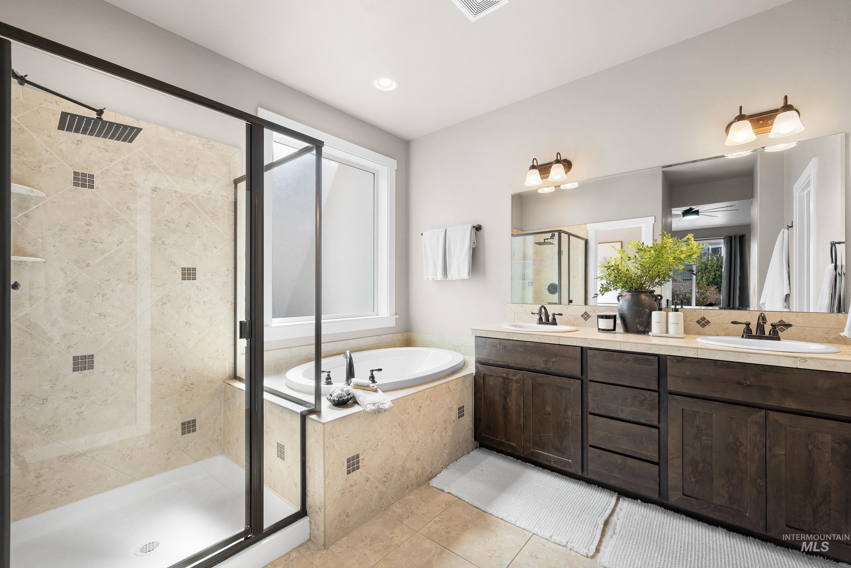 5898 W Galloway St, Boise, Idaho 83714, 3 Bedrooms, 2 Bathrooms, Residential For Sale, Price $525,000,MLS 98980888