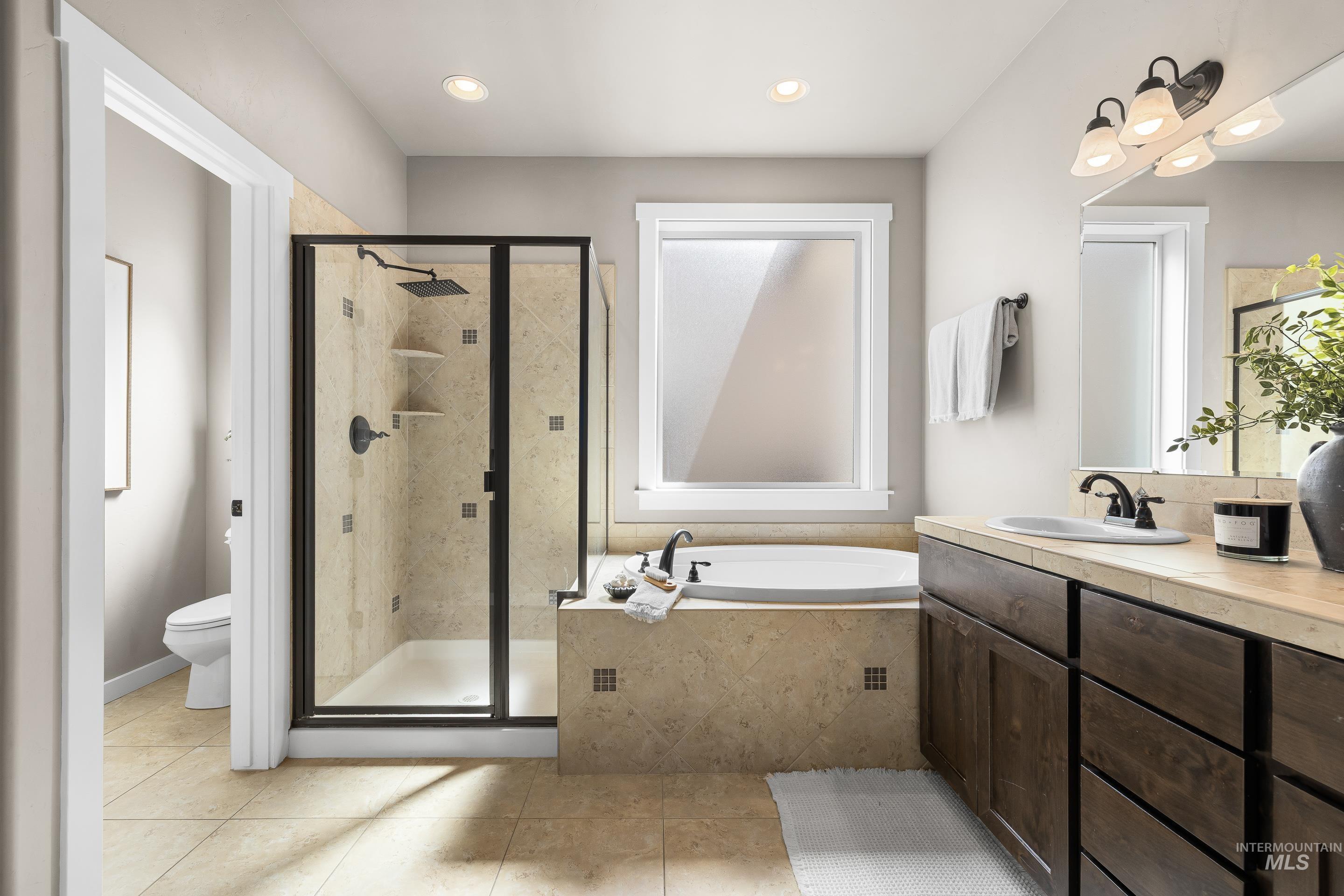 5898 W Galloway St, Boise, Idaho 83714, 3 Bedrooms, 2 Bathrooms, Residential For Sale, Price $525,000,MLS 98980888