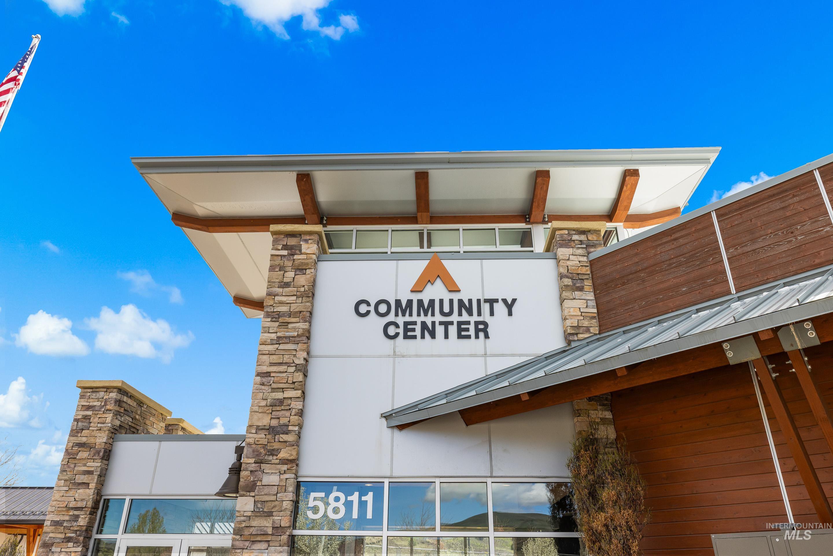 5898 W Galloway St, Boise, Idaho 83714, 3 Bedrooms, 2 Bathrooms, Residential For Sale, Price $525,000,MLS 98980888