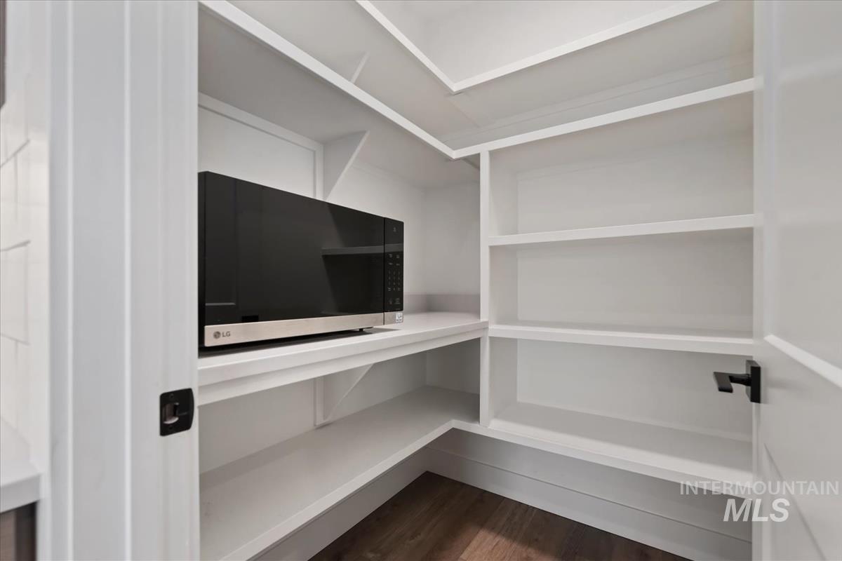 698 N Morning Glory Ave, Eagle, Idaho 83616, 3 Bedrooms, 2.5 Bathrooms, Rental For Rent, Price $2,800, 98980890