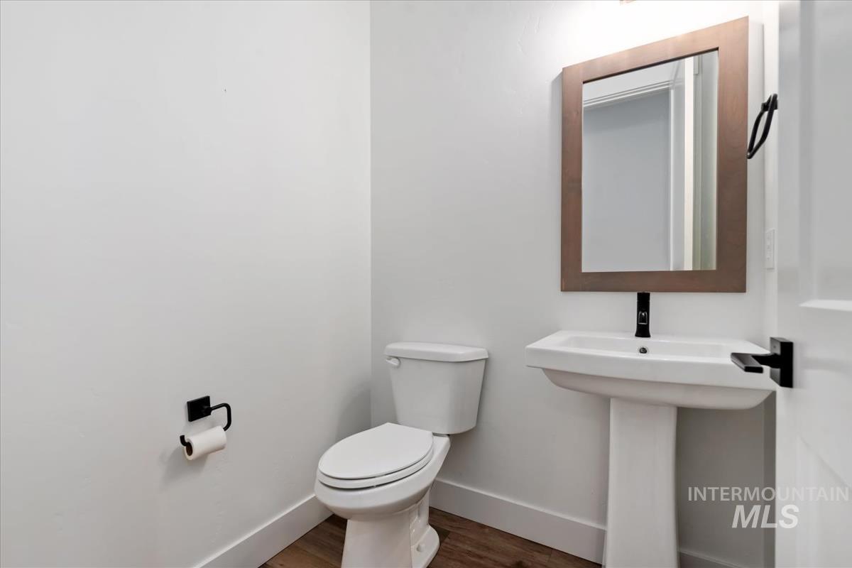 698 N Morning Glory Ave, Eagle, Idaho 83616, 3 Bedrooms, 2.5 Bathrooms, Rental For Rent, Price $2,800, 98980890