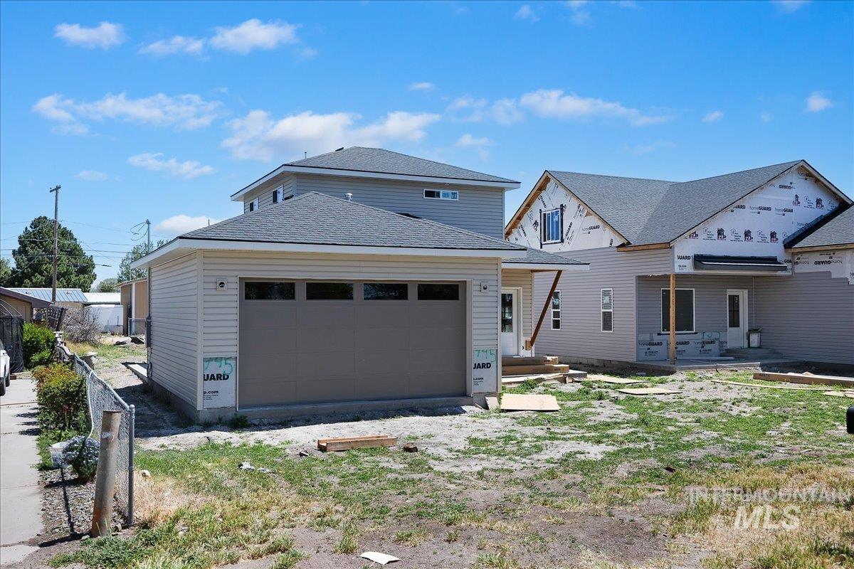 745 Hansen Ave, Burley, Idaho 83318, 3 Bedrooms, 2.5 Bathrooms, Residential For Sale, Price $355,000, 98980893