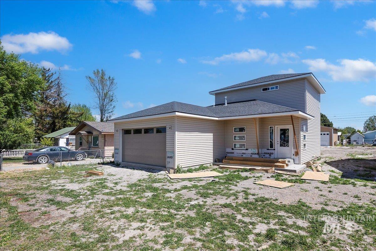 745 Hansen Ave, Burley, Idaho 83318, 3 Bedrooms, 2.5 Bathrooms, Residential For Sale, Price $355,000, 98980893