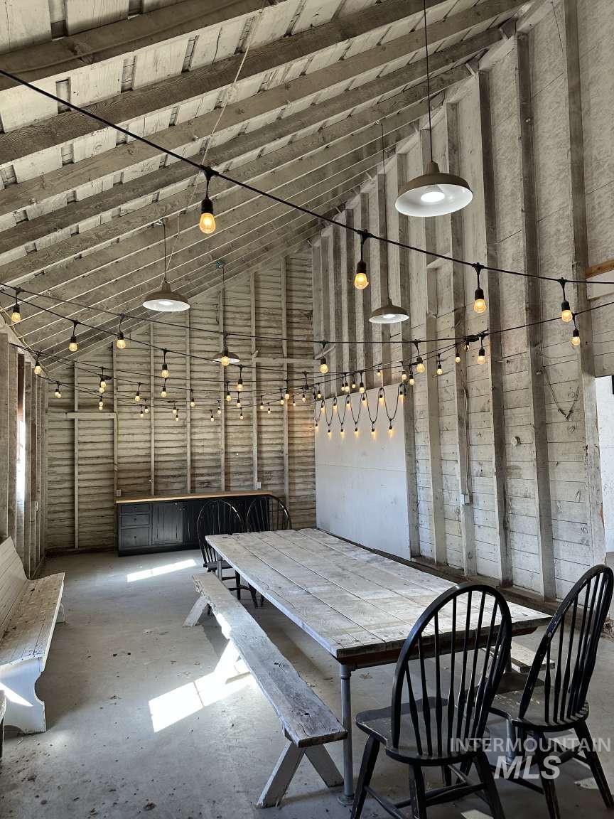 2090 E 1St St, Fruitland, Idaho 83619, 4 Bedrooms, 3 Bathrooms, Residential For Sale, Price $750,000,MLS 98980898