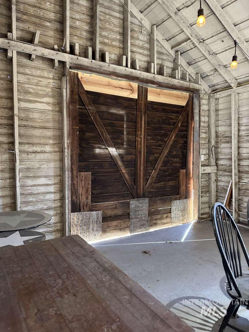 2090 E 1St St, Fruitland, Idaho 83619, 4 Bedrooms, 3 Bathrooms, Residential For Sale, Price $750,000,MLS 98980898