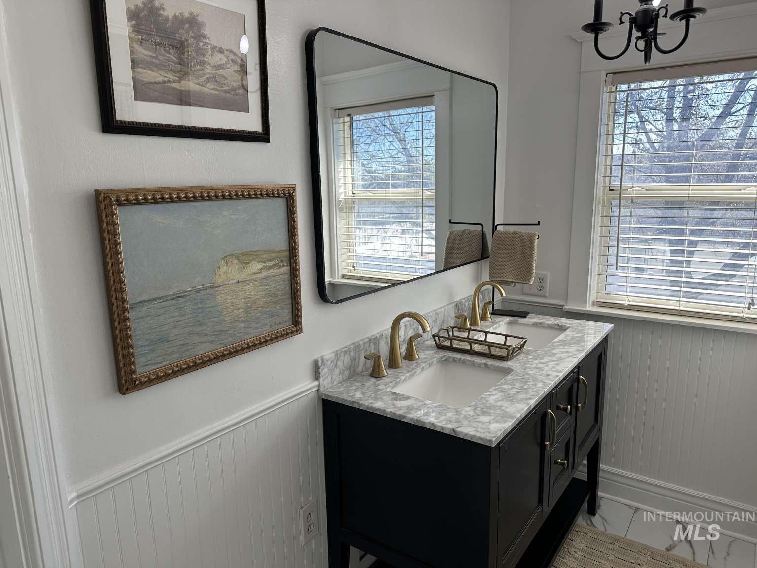 2090 E 1St St, Fruitland, Idaho 83619, 4 Bedrooms, 3 Bathrooms, Residential For Sale, Price $750,000,MLS 98980898