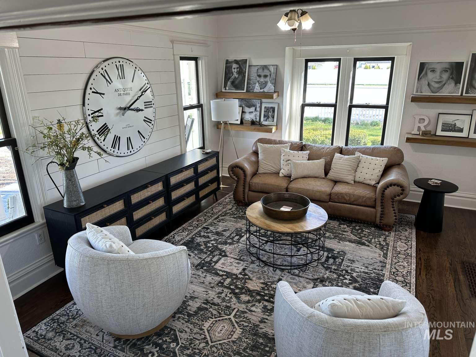 2090 E 1St St, Fruitland, Idaho 83619, 4 Bedrooms, 3 Bathrooms, Residential For Sale, Price $750,000,MLS 98980898