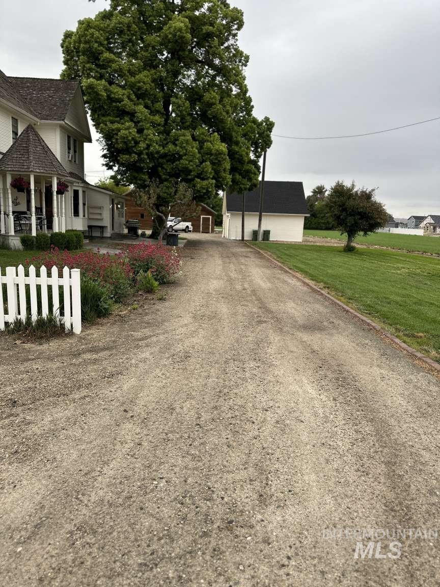 2090 E 1St St, Fruitland, Idaho 83619, 4 Bedrooms, 3 Bathrooms, Residential For Sale, Price $750,000,MLS 98980898