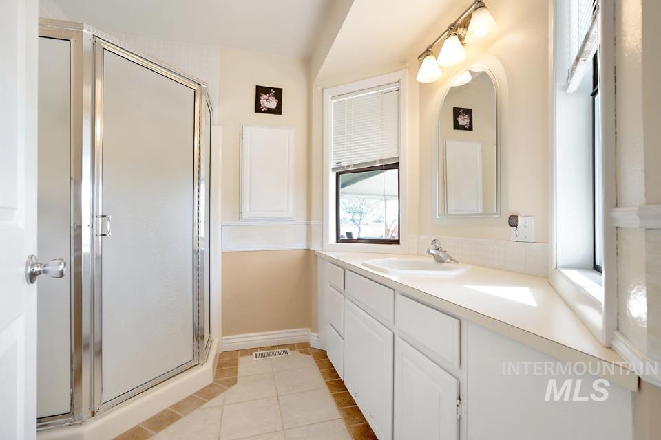 4620 Quail Lane, Ontario, Oregon 97914, 3 Bedrooms, 2 Bathrooms, Residential For Sale, Price $635,000,MLS 98980899