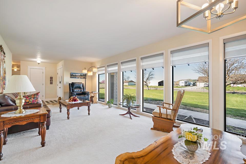 4620 Quail Lane, Ontario, Oregon 97914, 3 Bedrooms, 2 Bathrooms, Residential For Sale, Price $635,000,MLS 98980899