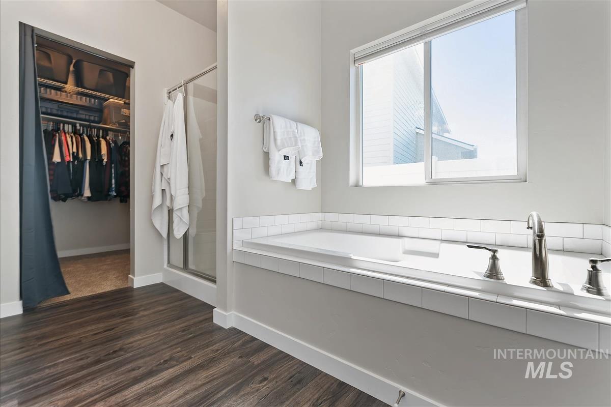 3442 E Santo Stefano Ct, Meridian, Idaho 83642, 4 Bedrooms, 2 Bathrooms, Residential For Sale, Price $499,000, 98980901