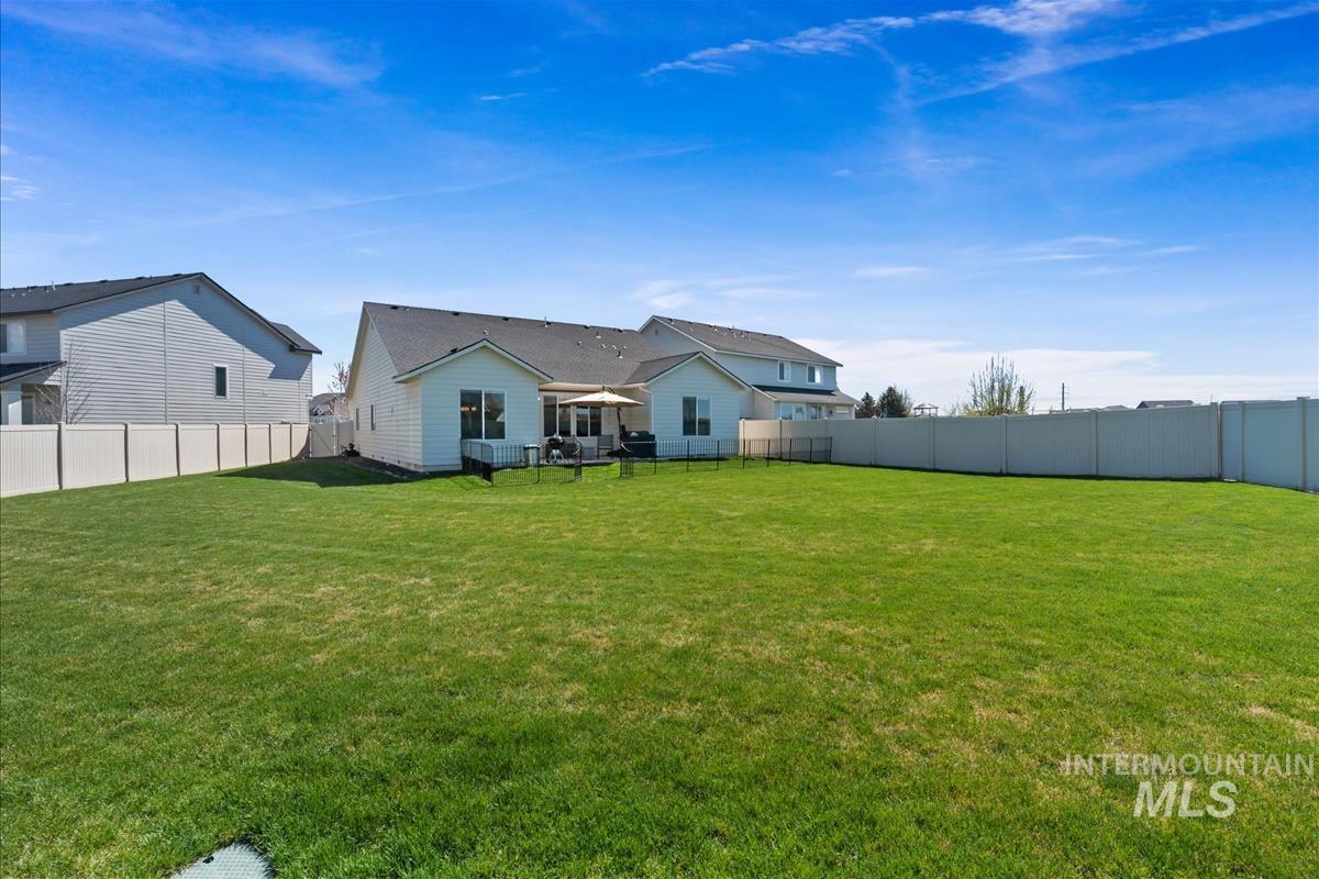 3442 E Santo Stefano Ct, Meridian, Idaho 83642, 4 Bedrooms, 2 Bathrooms, Residential For Sale, Price $499,000,MLS 98980901