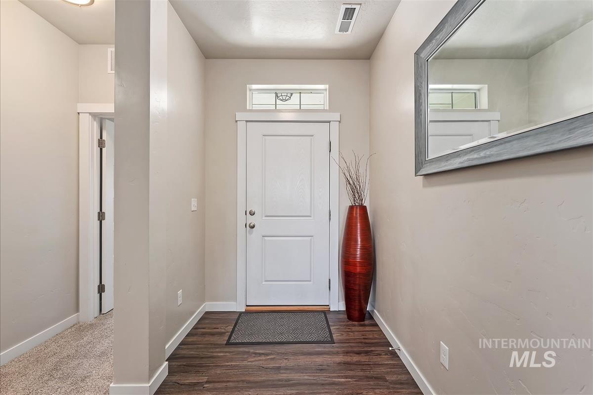 3442 E Santo Stefano Ct, Meridian, Idaho 83642, 4 Bedrooms, 2 Bathrooms, Residential For Sale, Price $499,000,MLS 98980901