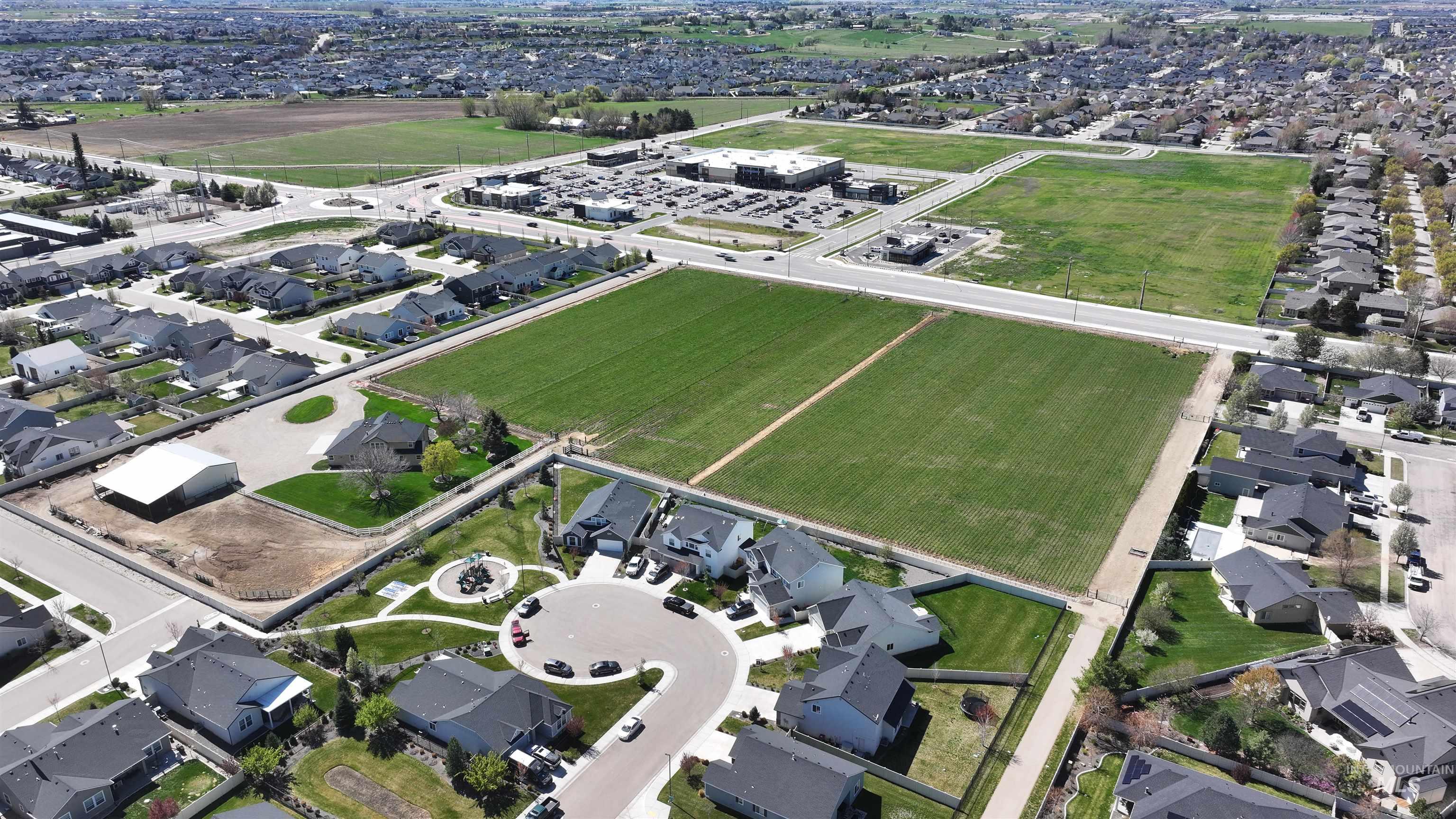 3442 E Santo Stefano Ct, Meridian, Idaho 83642, 4 Bedrooms, 2 Bathrooms, Residential For Sale, Price $499,000,MLS 98980901