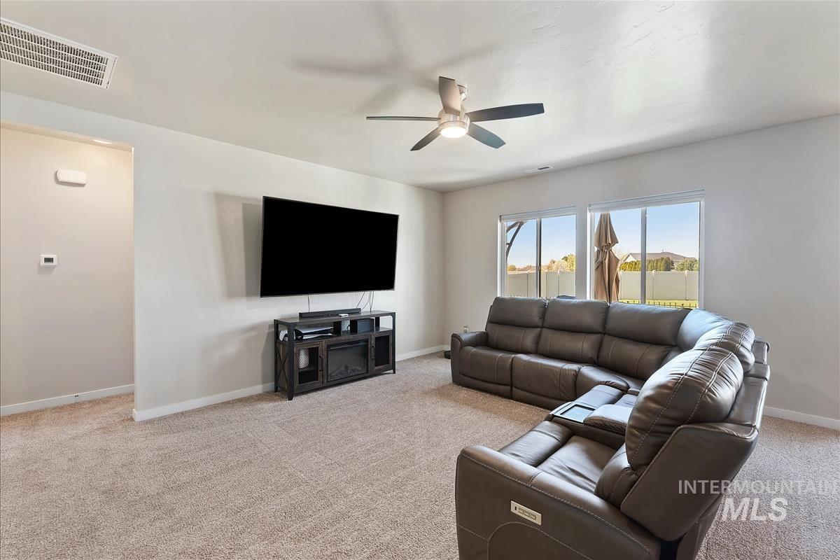 3442 E Santo Stefano Ct, Meridian, Idaho 83642, 4 Bedrooms, 2 Bathrooms, Residential For Sale, Price $499,000,MLS 98980901