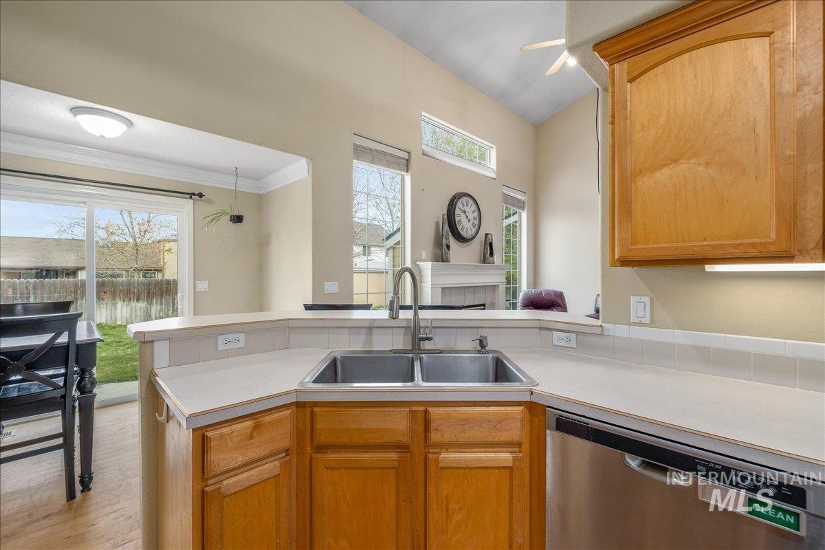 2727 S S Merrimac Pl, Boise, Idaho 83709, 4 Bedrooms, 3 Bathrooms, Residential For Sale, Price $600,000, 98980903