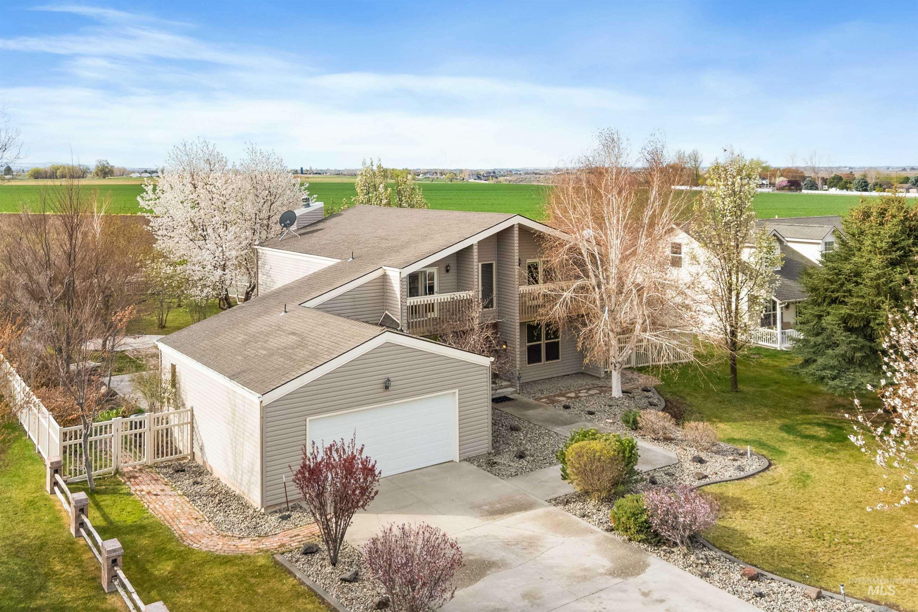 295 Howard Drive, Twin Falls, Idaho 83301, 3 Bedrooms, 2 Bathrooms, Residential For Sale, Price $479,900, 98980904
