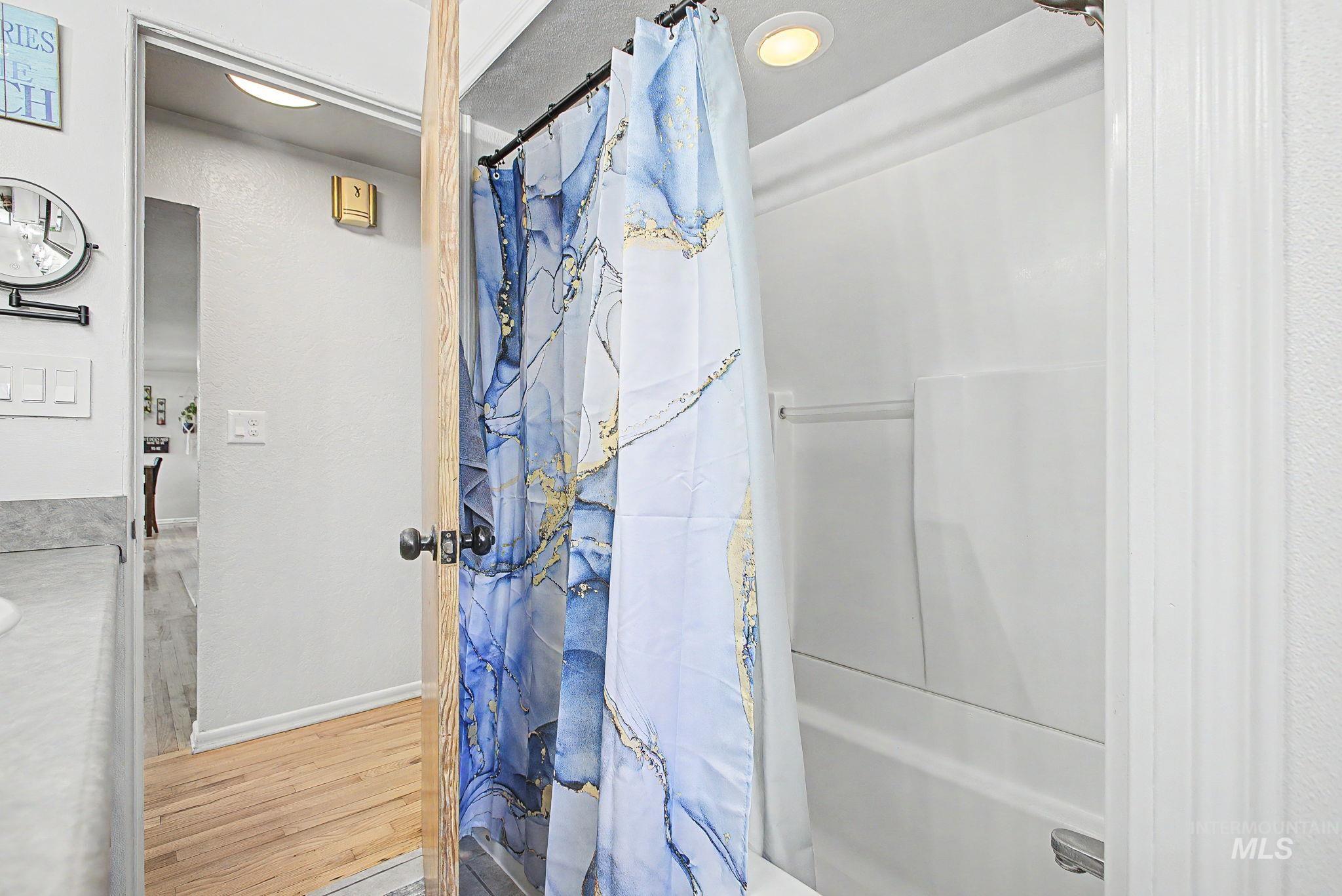 809 Bryden Ave, Lewiston, Idaho 83501, 3 Bedrooms, 1 Bathroom, Residential For Sale, Price $354,900,MLS 98980905