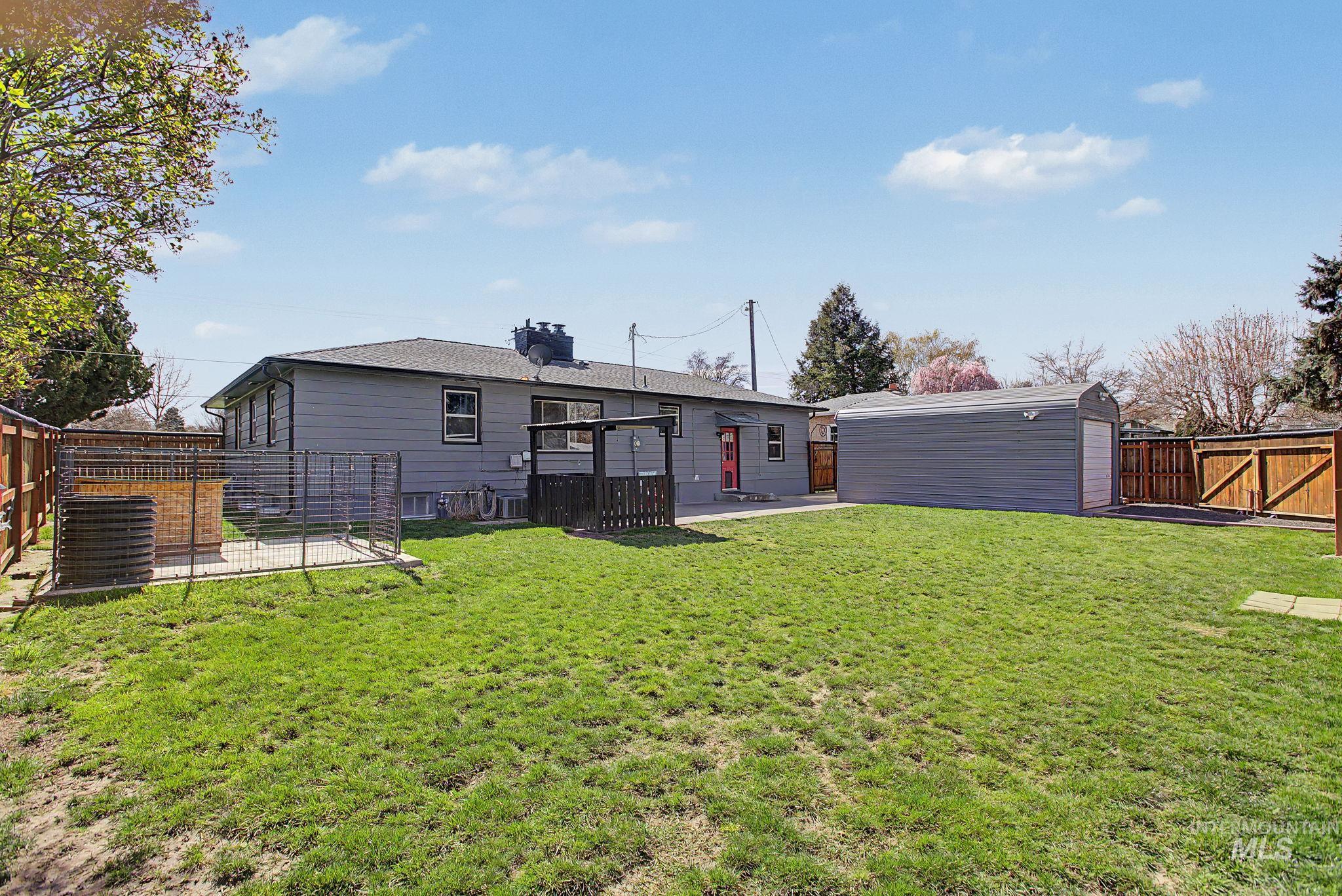809 Bryden Ave, Lewiston, Idaho 83501, 3 Bedrooms, 1 Bathroom, Residential For Sale, Price $354,900,MLS 98980905