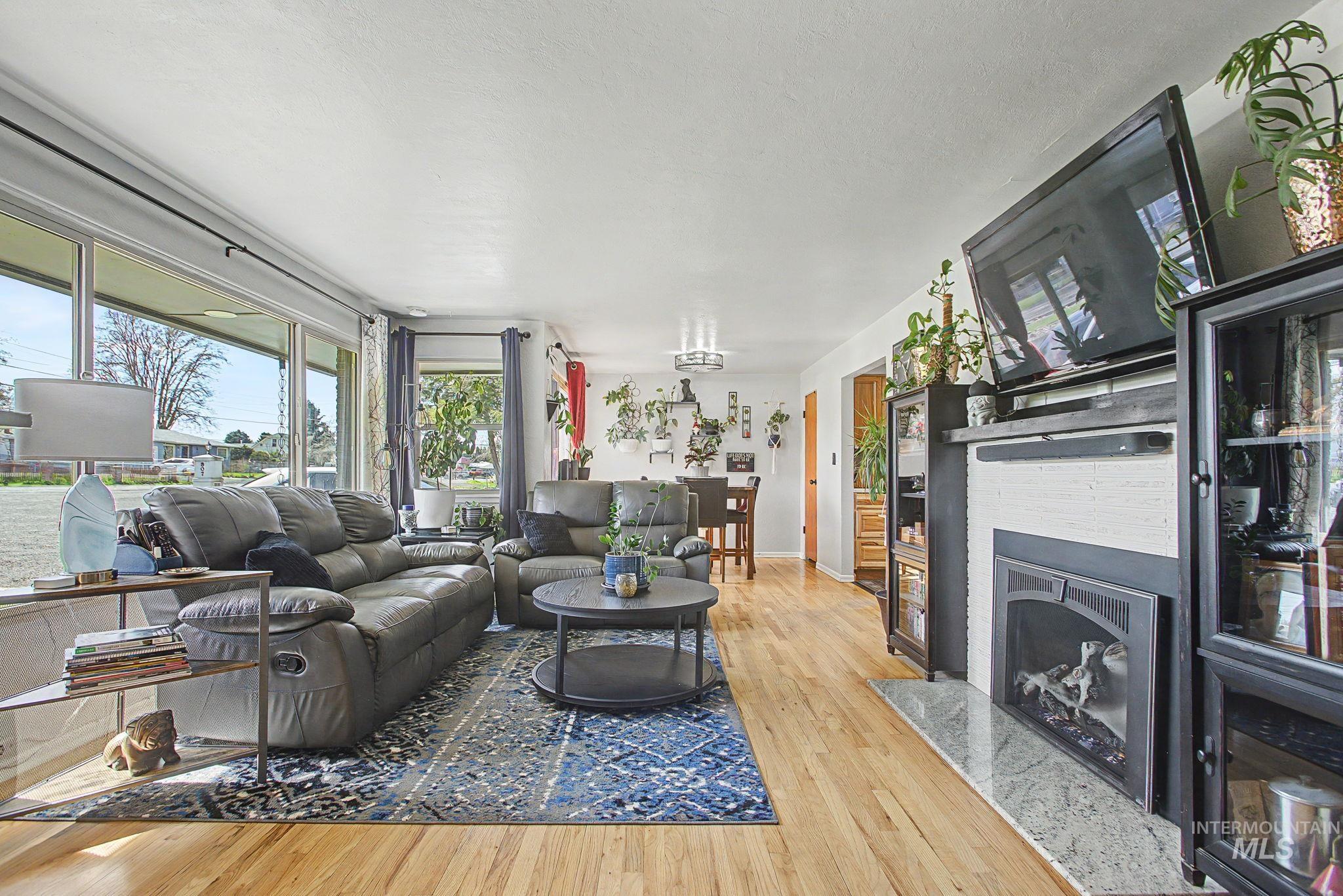 809 Bryden Ave, Lewiston, Idaho 83501, 3 Bedrooms, 1 Bathroom, Residential For Sale, Price $354,900,MLS 98980905