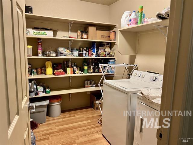 6498 S Lighthouse Pl, Boise, Idaho 83709, 3 Bedrooms, 2 Bathrooms, Residential For Sale, Price $449,900,MLS 98980906