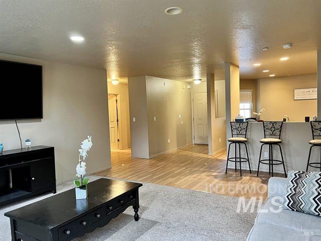 6498 S Lighthouse Pl, Boise, Idaho 83709, 3 Bedrooms, 2 Bathrooms, Residential For Sale, Price $449,900,MLS 98980906