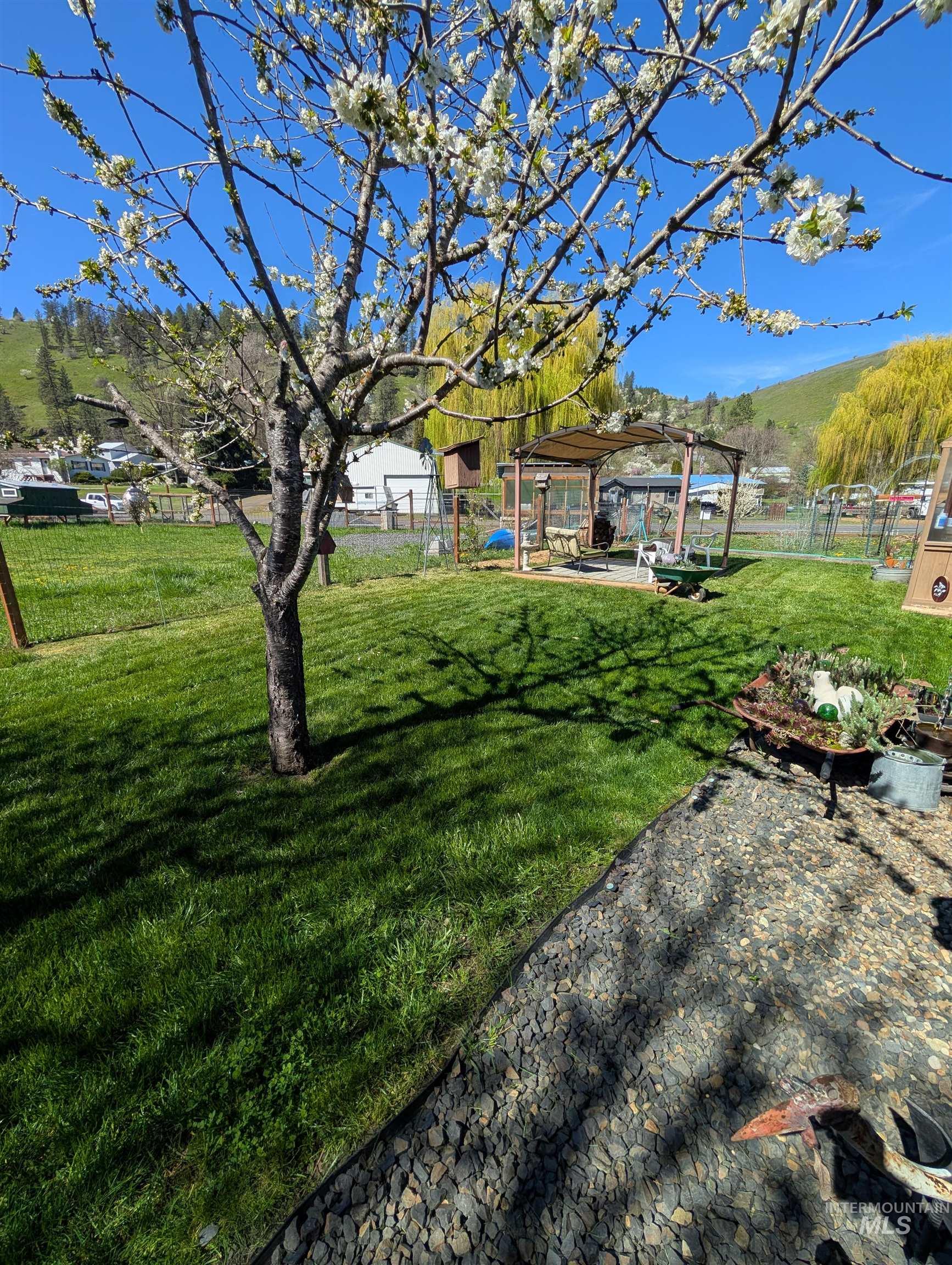 1639 Jenny Lane Kamiah ID 83536, Kamiah, Idaho 83536, 3 Bedrooms, 2 Bathrooms, Residential For Sale, Price $375,000,MLS 98980907